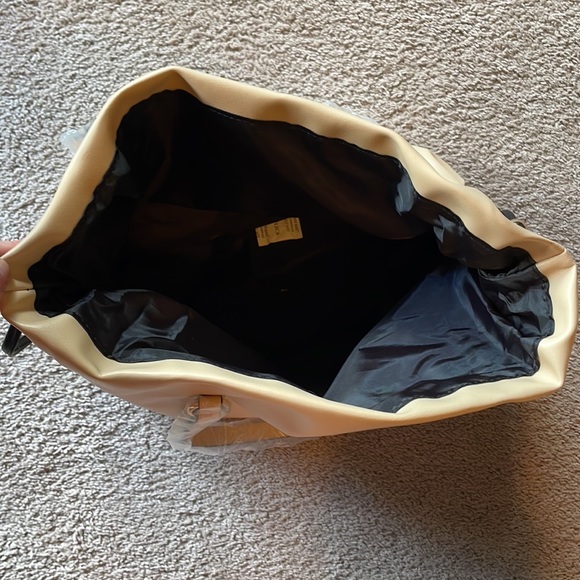 Victoria’s Secret Tote - Picture 2 of 2